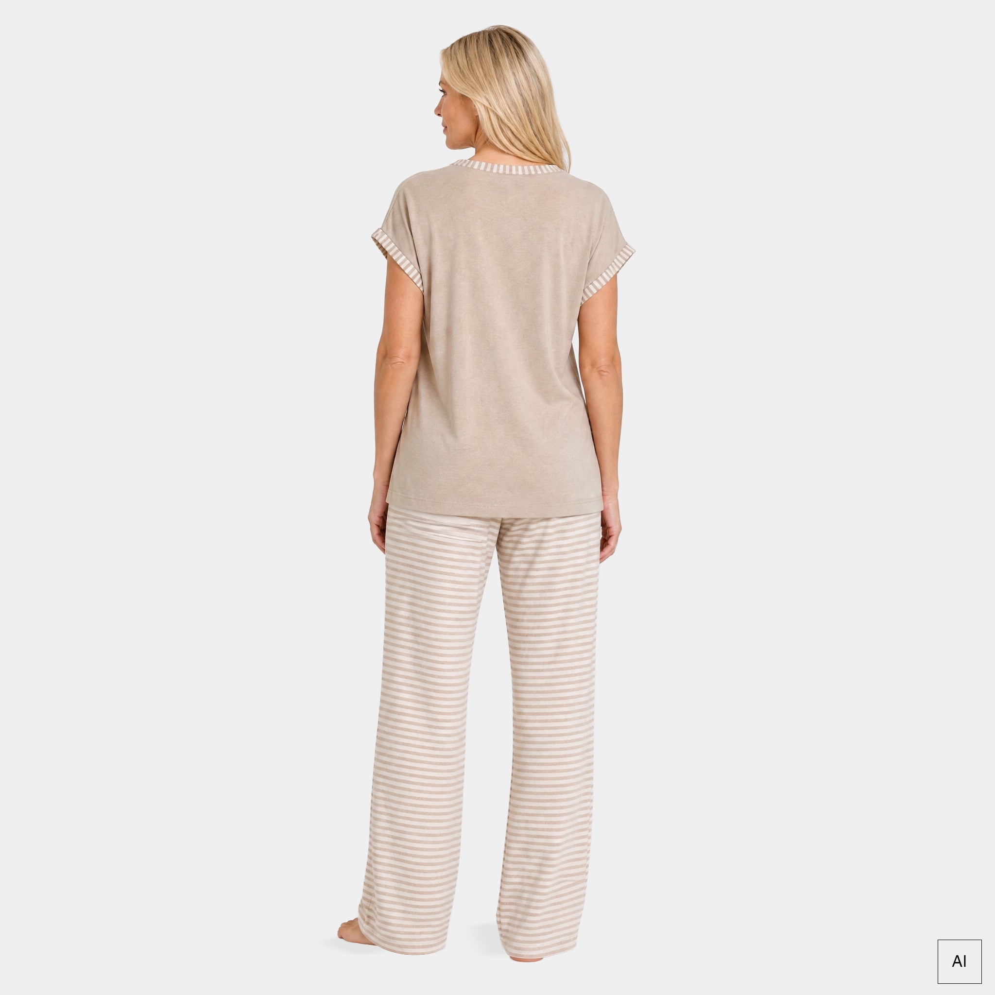 Pyjama mit überschnittenen Ärmeln